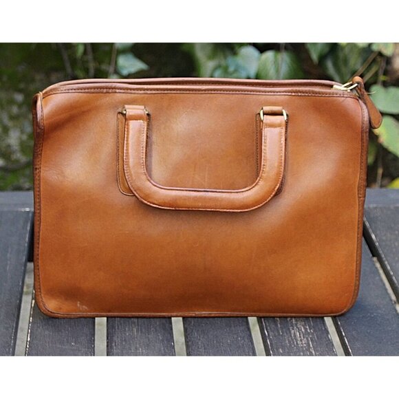 Coach Vintage - 1970s Slim Satchel 9430 Handbag in British Tan,  Glue In Creed - Picture 1 of 14